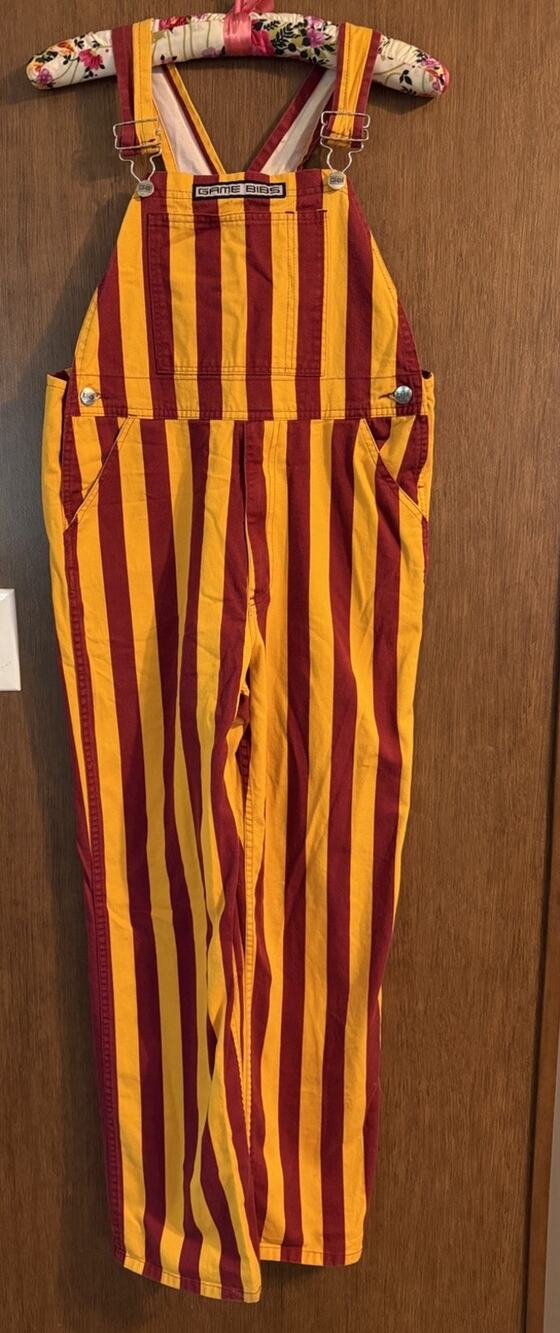 Game Day Youth Large red and yellow bibs cyclones chiefs sports tailgate footbal